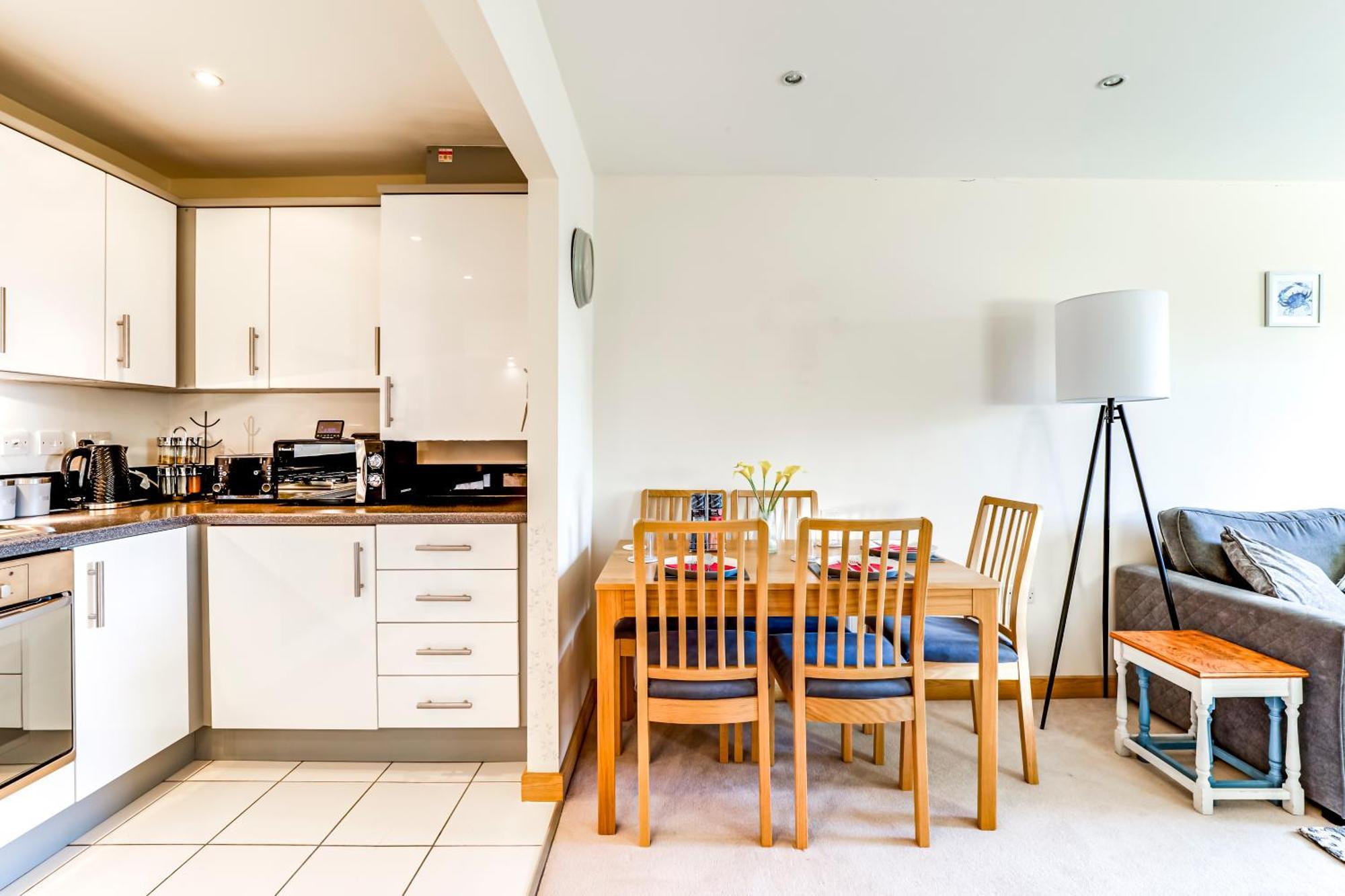 Apartament Entire 2 Bed Flat Contractors Families And Relocators Ware Zewnętrze zdjęcie